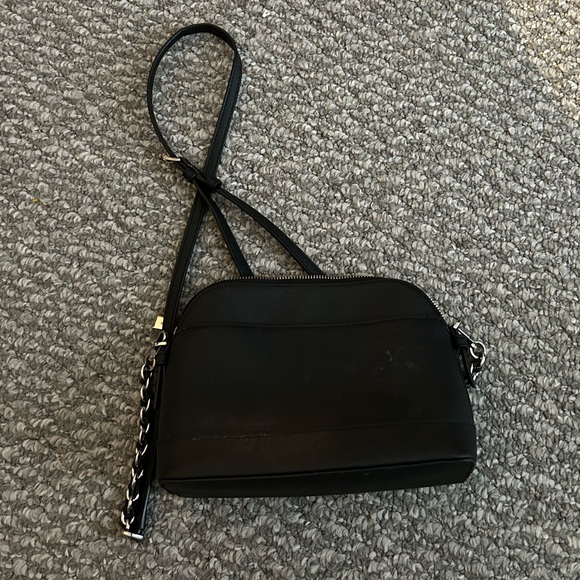 Michael kors satchel - Picture 4 of 5